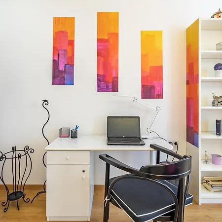 Ultra - Large - Comfy Budapest