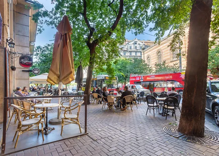 Ultra - Large - Comfy Apartment Budapest