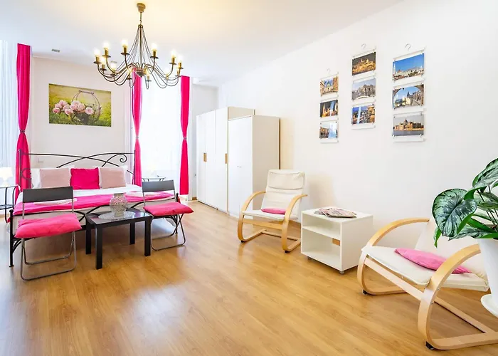 Ultra - Large - Comfy Apartment