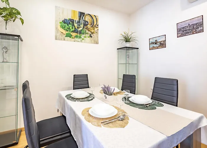 Ultra - Large - Comfy