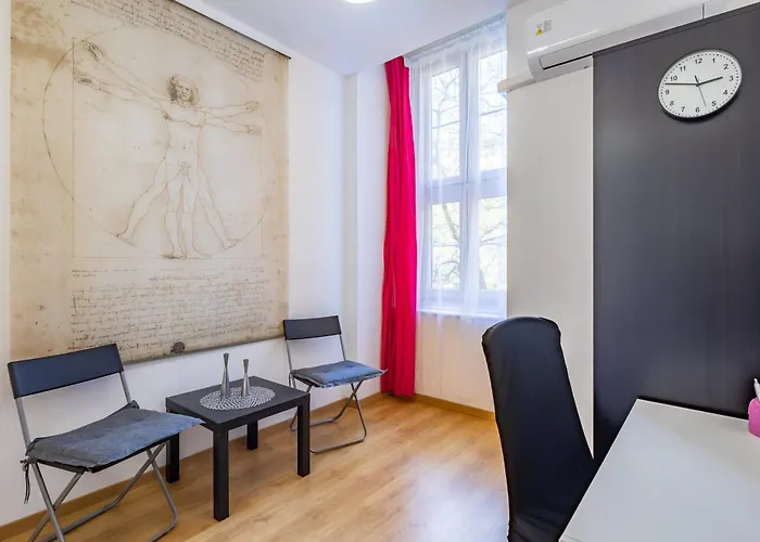 Ultra - Large - Comfy Budapest